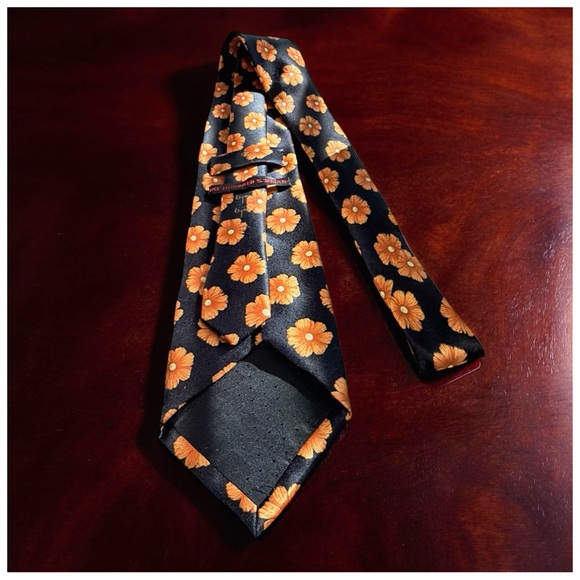 Bijan Black Silk Floral Tie - Orange Daisy Print | Statement Luxury Neckwear - Picture 8 of 15